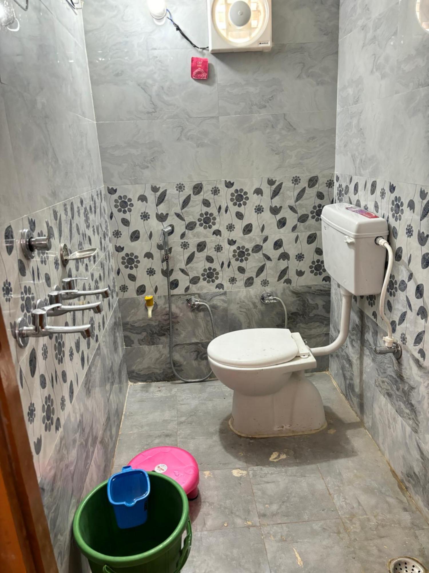 Shakuntala Guest House Ayodhya 外观 照片